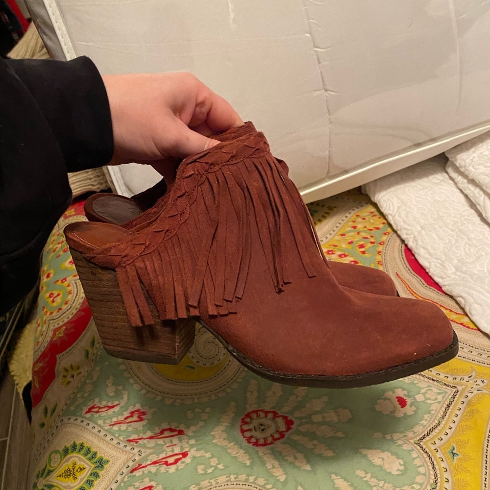 Maroon slip on booties
